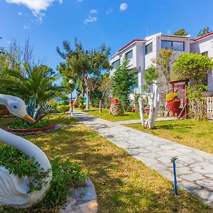 Πανσιόν Galazia Akti Seaside Νικήτη