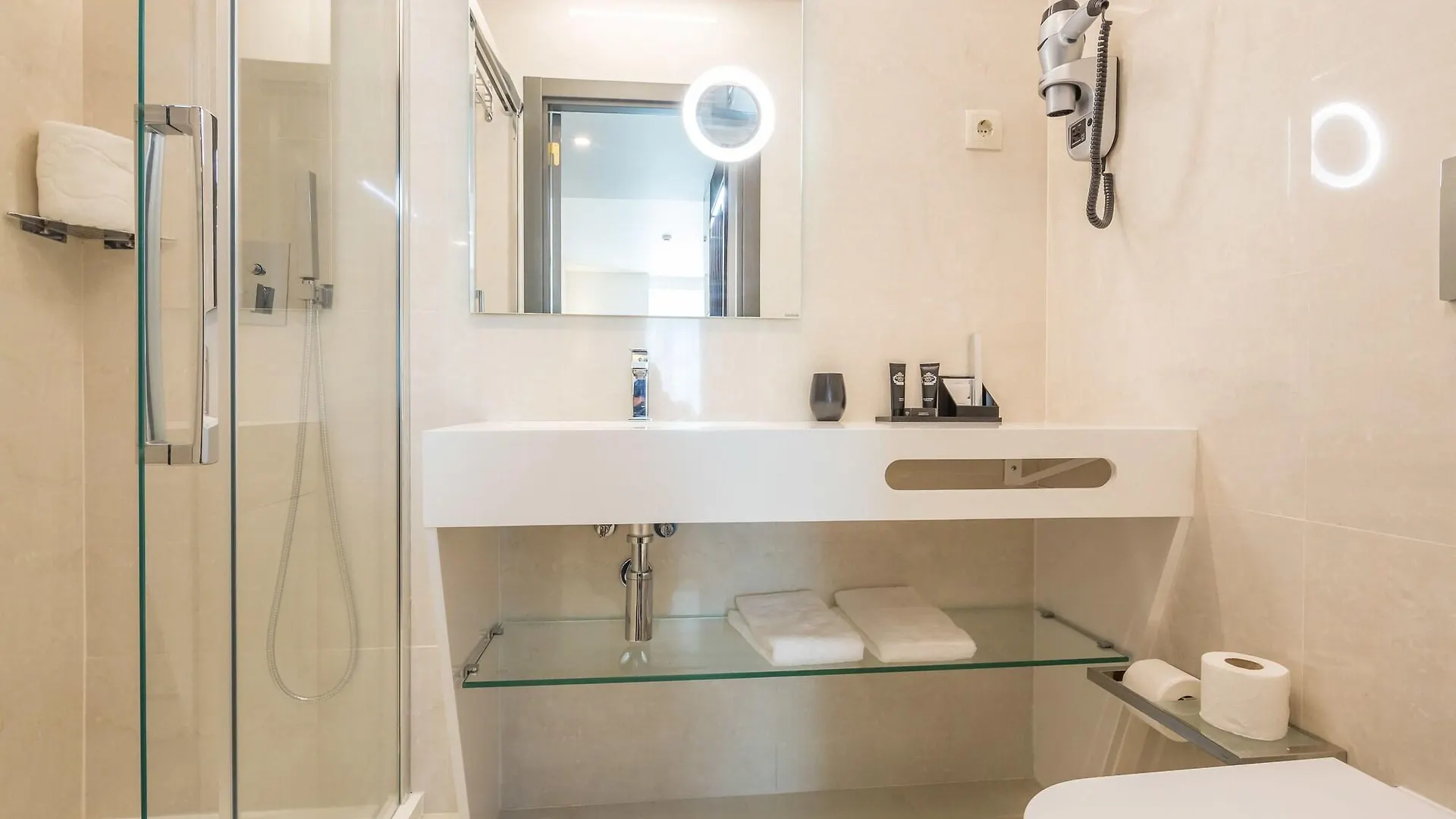 Hotel Meraprime Gold Lisboa 3*, Lisbon